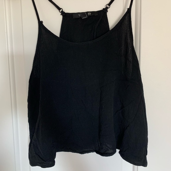 Split-back Cropped Cami - Picture 3 of 4